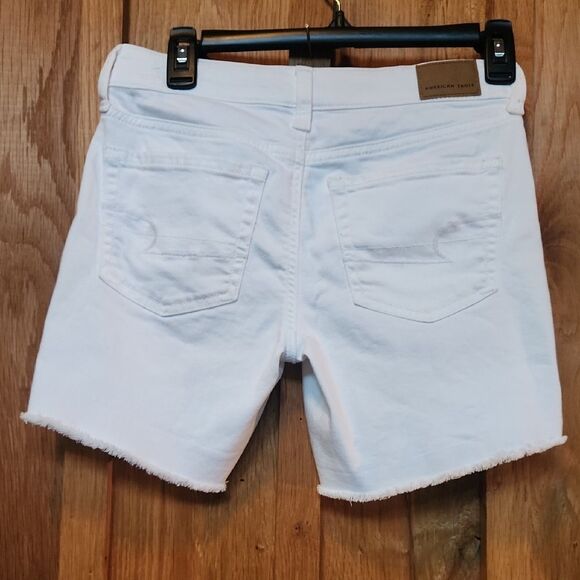 American Eagle Outfitters Mid Rise Midi Jean Shorts Frayed Hem, Size 00, White - Picture 2 of 10